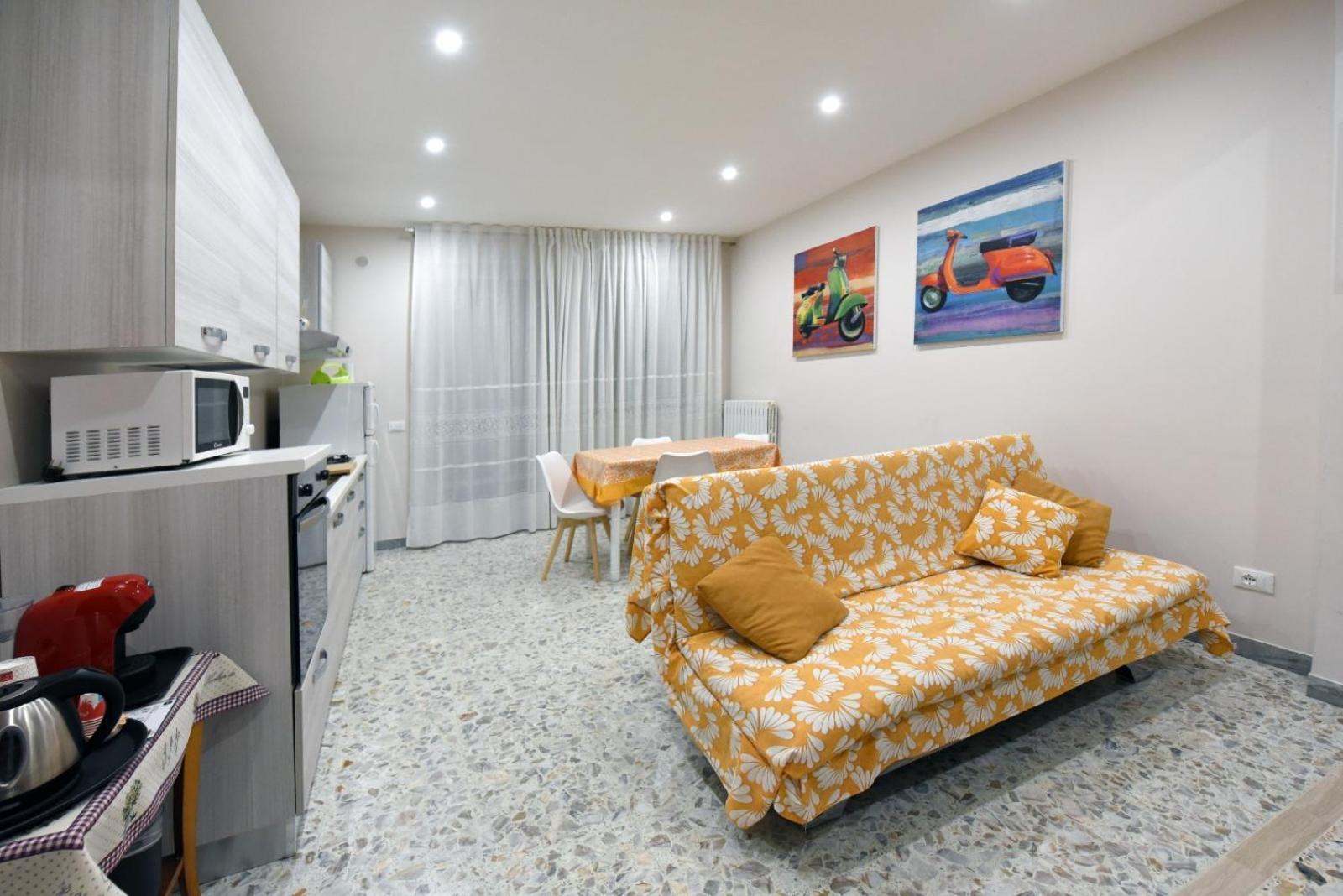 Casa Di Mamma Bed & Breakfast กาเอตา ภายนอก รูปภาพ